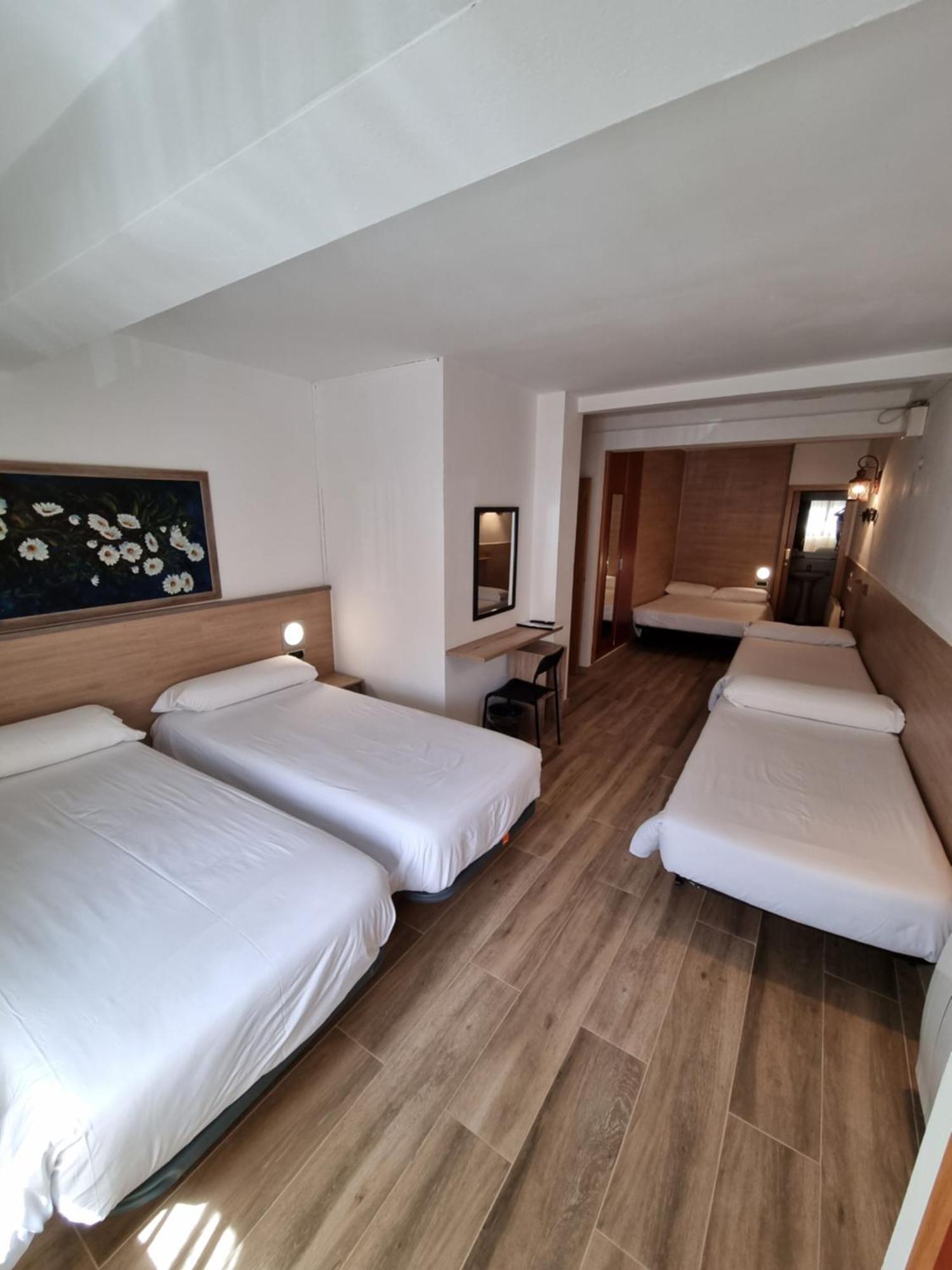 Hotel Avanti El El Pas de la Casa Buitenkant foto