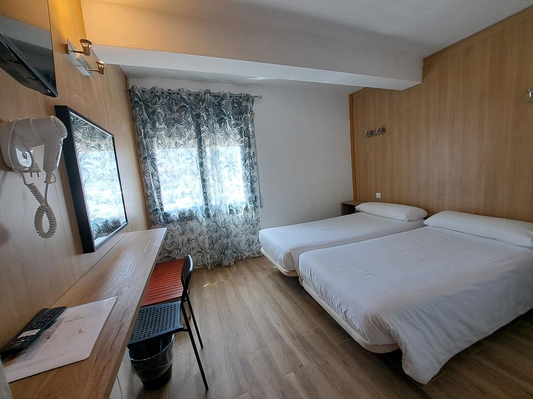 Hotel Avanti El El Pas de la Casa Buitenkant foto